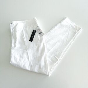 IMNYC Issac Mizrahi Pants // White // NWT // Size 12 // cropped